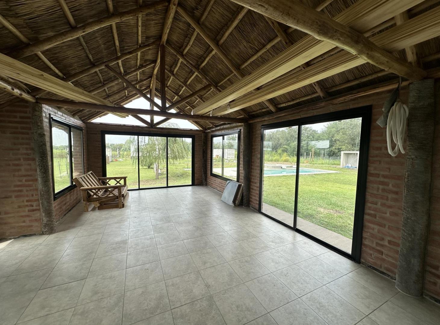Foto de VENTA | LOFT TIPO QUINCHO | FALDA DEL CARMEN | PILETA, imagen 5