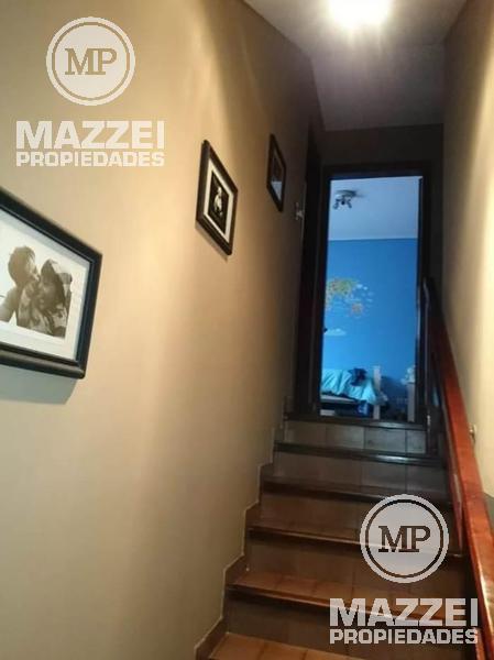 Casa en venta Monte Grande 5 ambientes