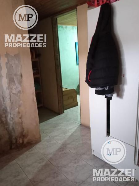 Casa con Local y Otra Casa Al Fondo - Excelente Ubicación 1
