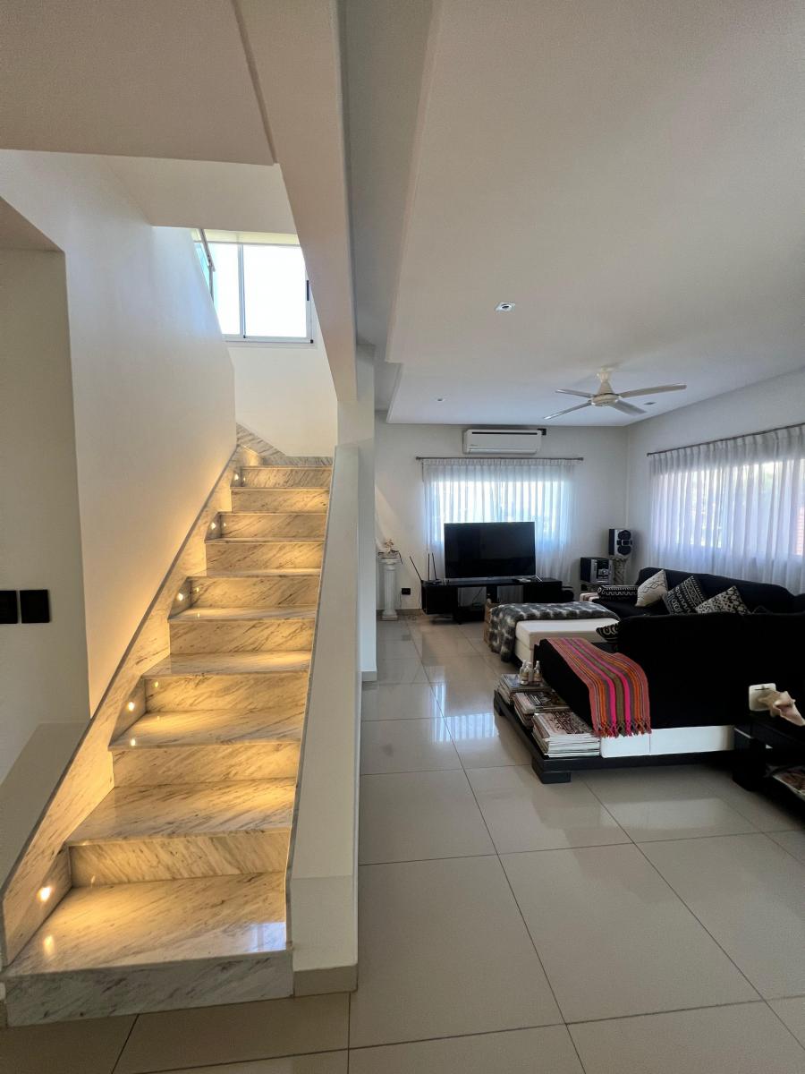 Foto de Venta de Casa 6 AMBIENTES en El Venado II, imagen 4