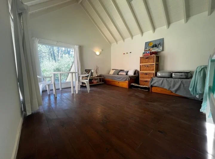 Casa en Lasalle, 4 ambientes, a 300 mts del mar 1