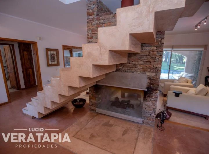 Casa cerca del mar en Zona Norte 4
