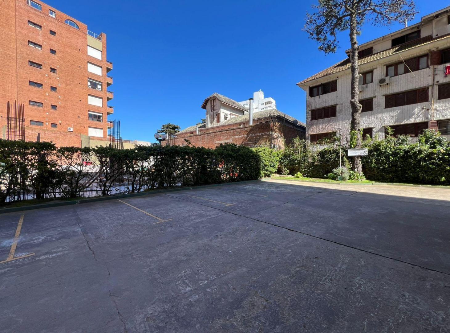 Departamento de 2 ambientes con vista al mar en Torremar – 11° C