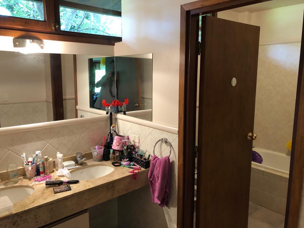 Excelente Chalet Moderno en El Barrio Grosellar 3