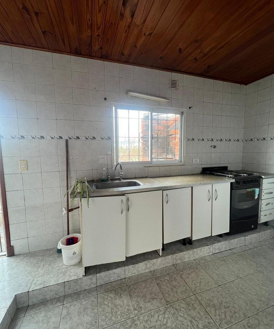 Foto de Local más departamento 3 ambientes en planta alta, imagen 4