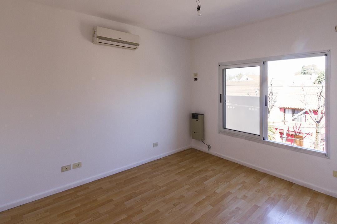 Casa - Olivos-Uzal/Panam.