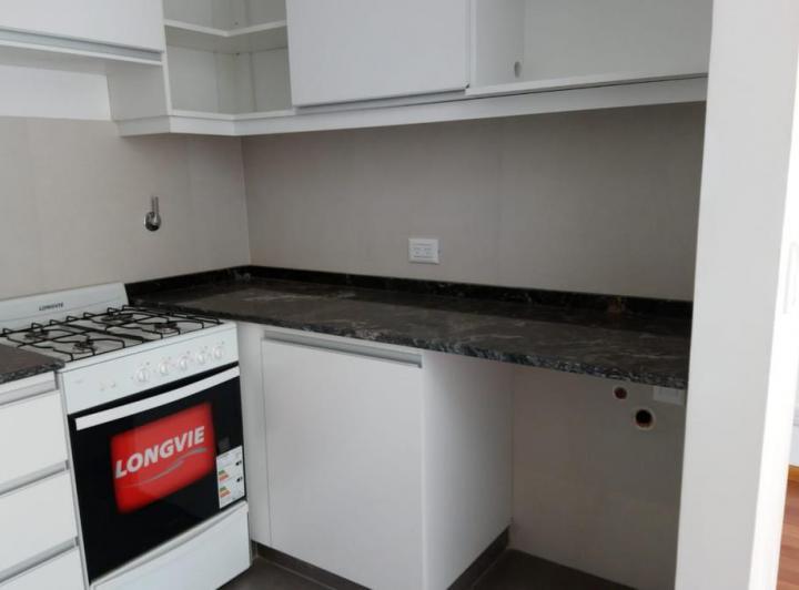 Departamento - Olivos-Vias/Rio 4