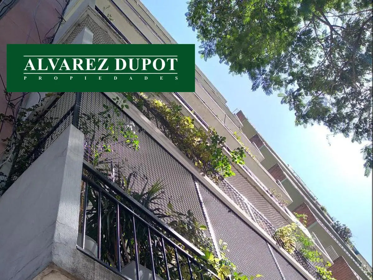 Villa Urquiza - Excelente ubicación 1