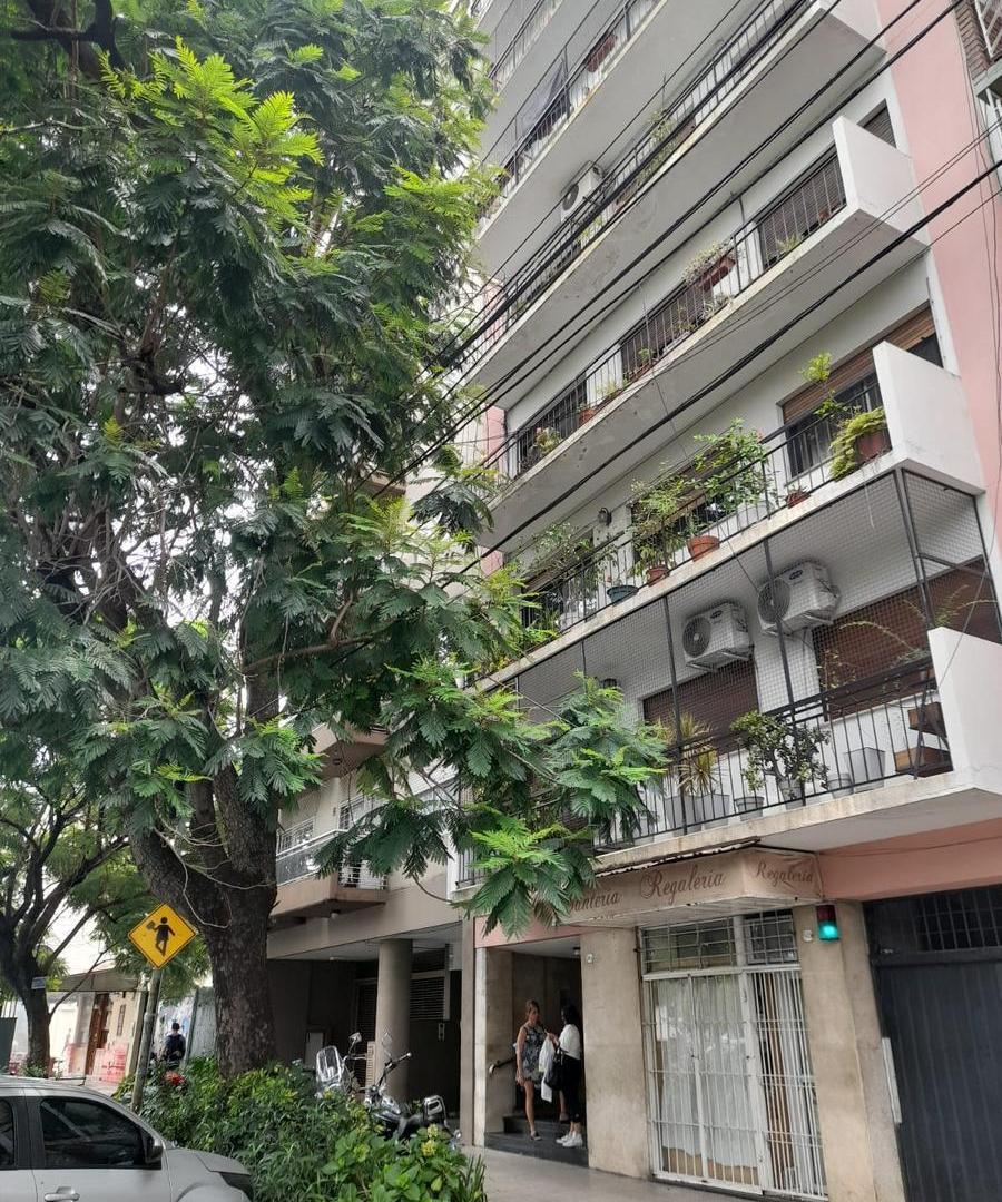 Villa Urquiza - Excelente ubicación