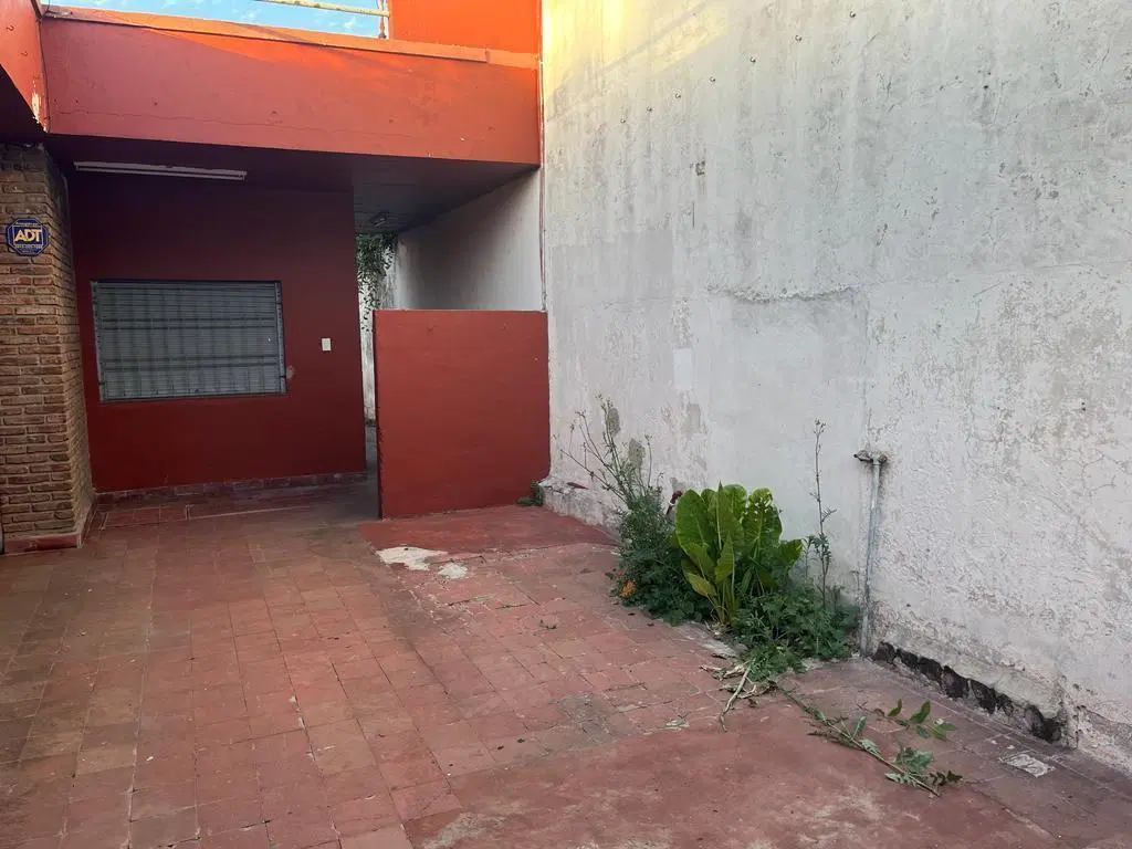 Casa en carapachay 4