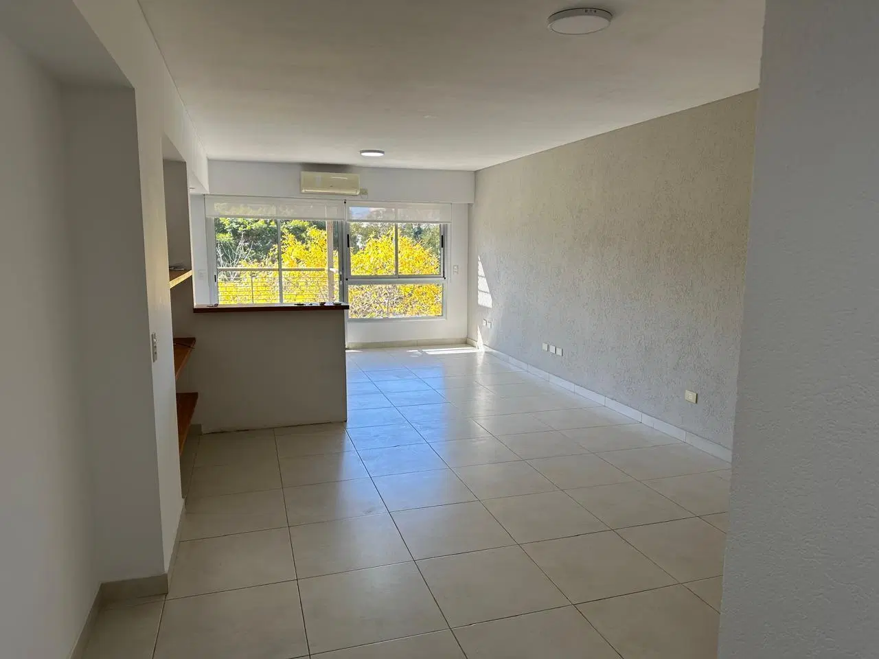 Departamento en alquiler sobre Av. Maipu . 4