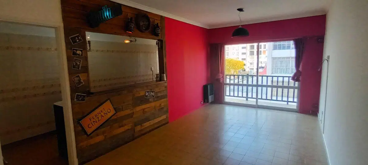 2 Ambientes a la Calle c/ Balcón Corrido, Muy Luminoso - San Luis y Moreno (24 meses) 2