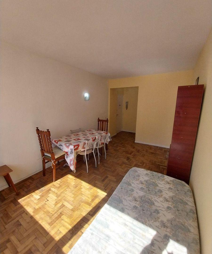 Foto de 2 Amb. al Lateral, Muy Luminoso - Corrientes y Av. Colón (24 Meses), imagen 2