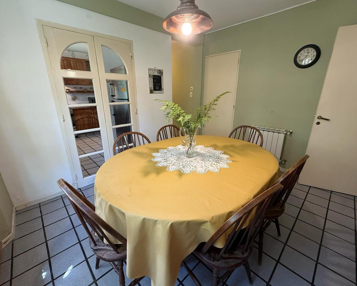 Foto de Casa en venta de 7 ambientes. Barrio norte,Villa Gesell., imagen 3