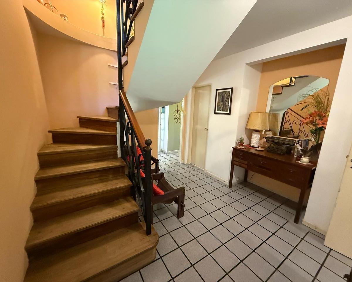 Foto de Casa en venta de 7 ambientes. Barrio norte,Villa Gesell., imagen 4