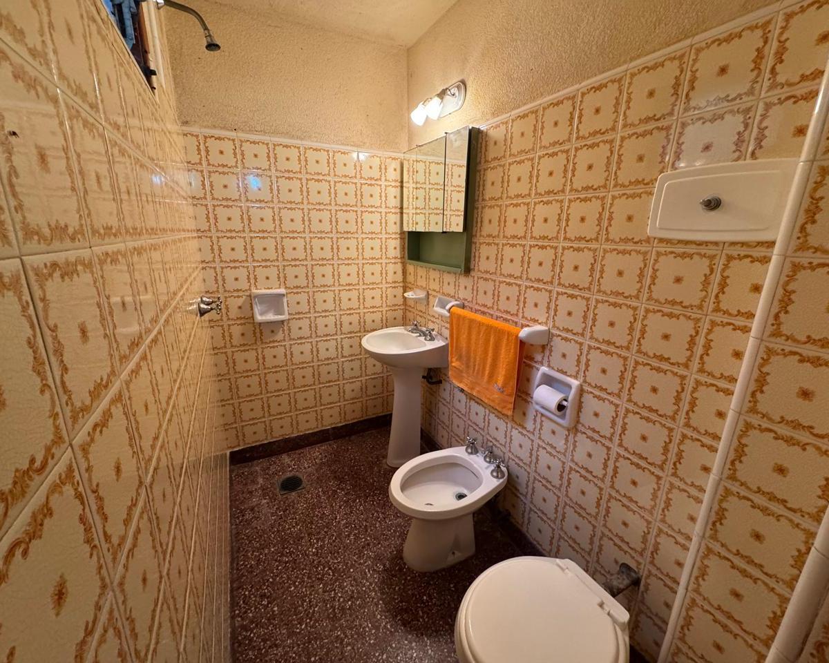Casa en  venta de 3 ambientes. Zona sur,Villa Gesell.