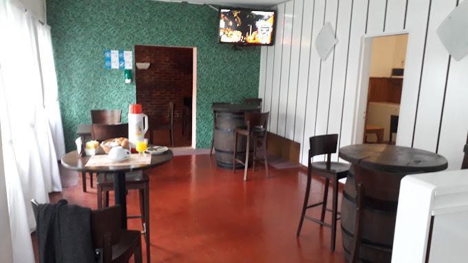 Hotel en  Venta zona centro a metros del mar  4