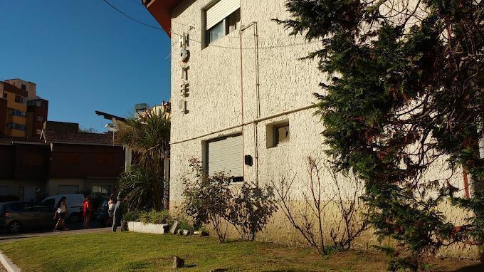 Hotel en  Venta zona centro a metros del mar  2