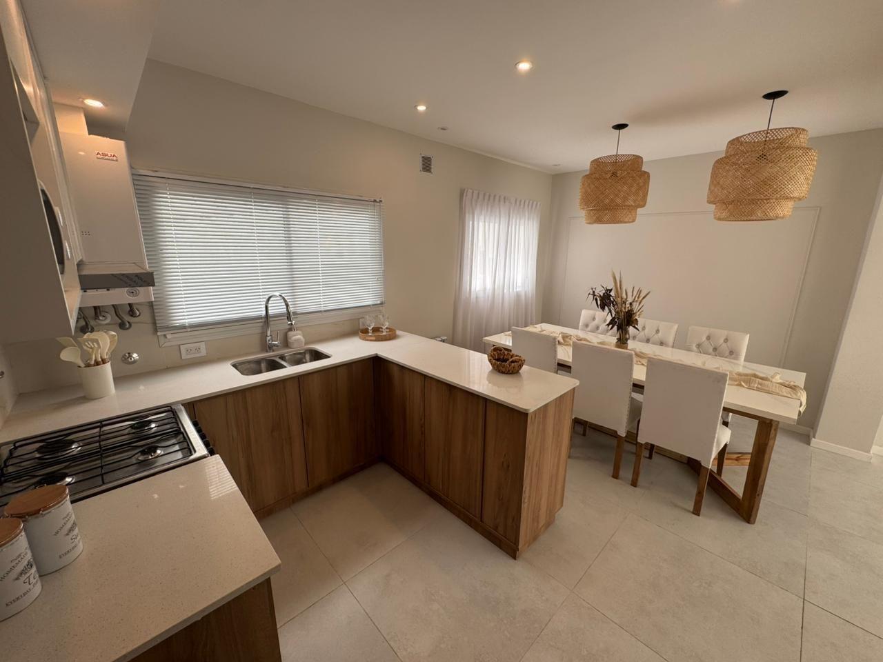 Foto de Casa en venta 5 ambientes con garaje y terraza - Antigua Terminal, imagen 1
