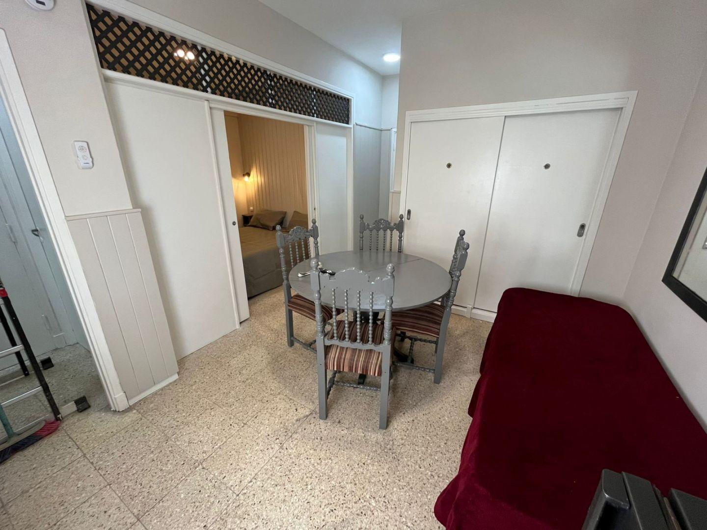 ALQUILER TEMPORARIO DEPARTAMENTO 1 AMBIENTTE PARA 4 PERSONAS, PLAZA COLÓN