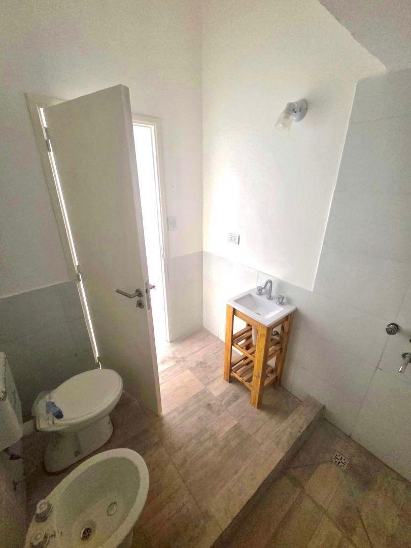 Foto de PH en venta 3 ambientes en dúplex de 60 m² - Don Bosco, imagen 3