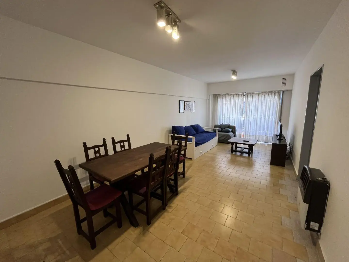 ALQUILER PARA ESTUDIANTES 2026 DEPARTAMENTO 3 AMBIENTES CON COCHERA, LA PERLA 4