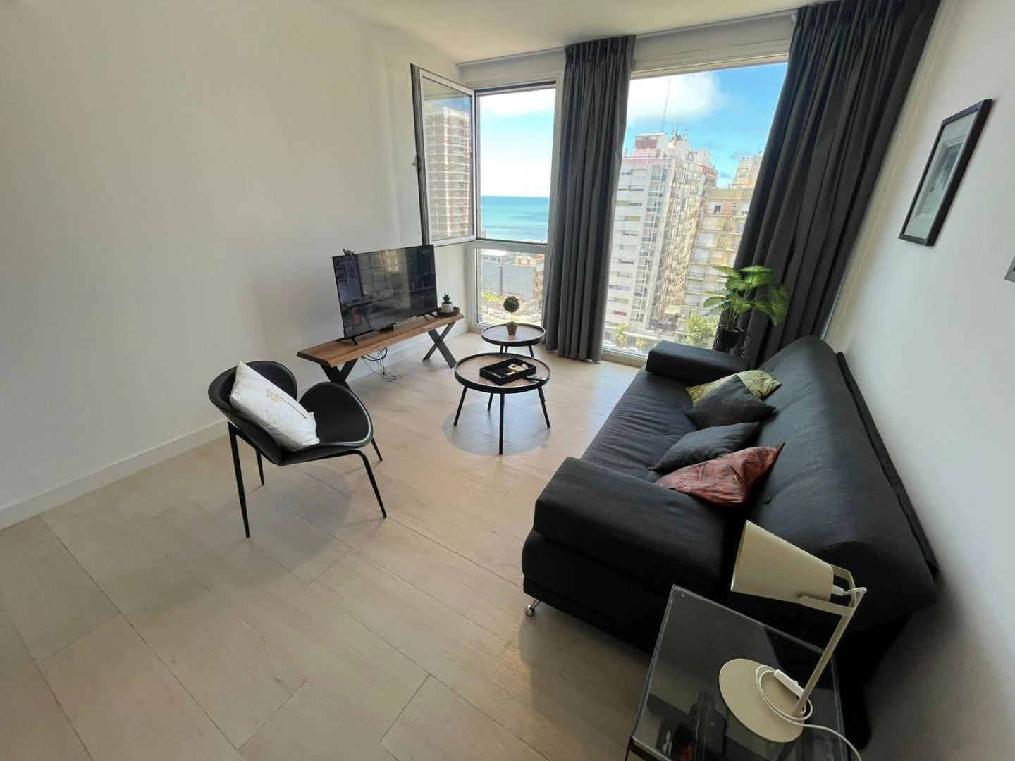 DEPTO 2 AMB C/ BALCÓN, VISTA AL MAR Y COCH P/ALQ ESTUDIANTES 2026, PUNTA IGLESIA