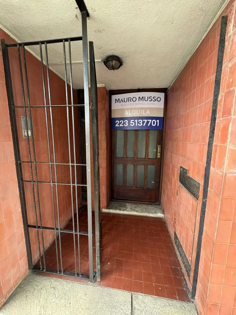 ALQUILER COMERCIAL 36 MESES LOCAL A LA CALLE, BARRIO SAN JUAN 2