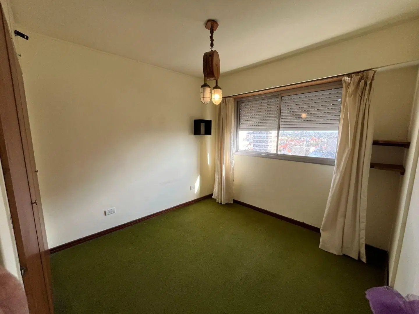 DEPARTAMENTO 3 AMBIENTES CON BALCÓN Y VISTA ABIERTA, ZONA VARESE 5