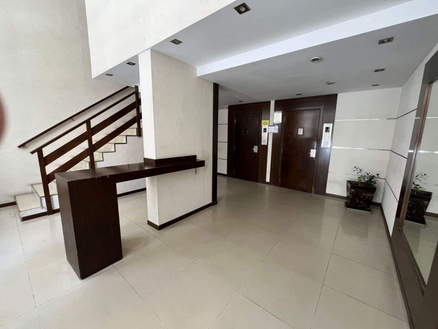 Foto de Monoambiente en venta con vista lateral al mar - Torreón del Monje, imagen 2
