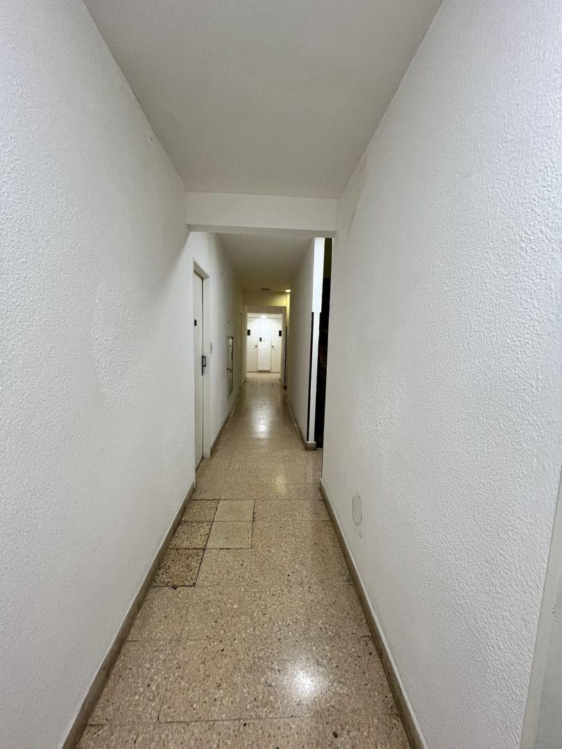 Foto de Monoambiente en venta con expensas bajas - Plaza Mitre, imagen 1