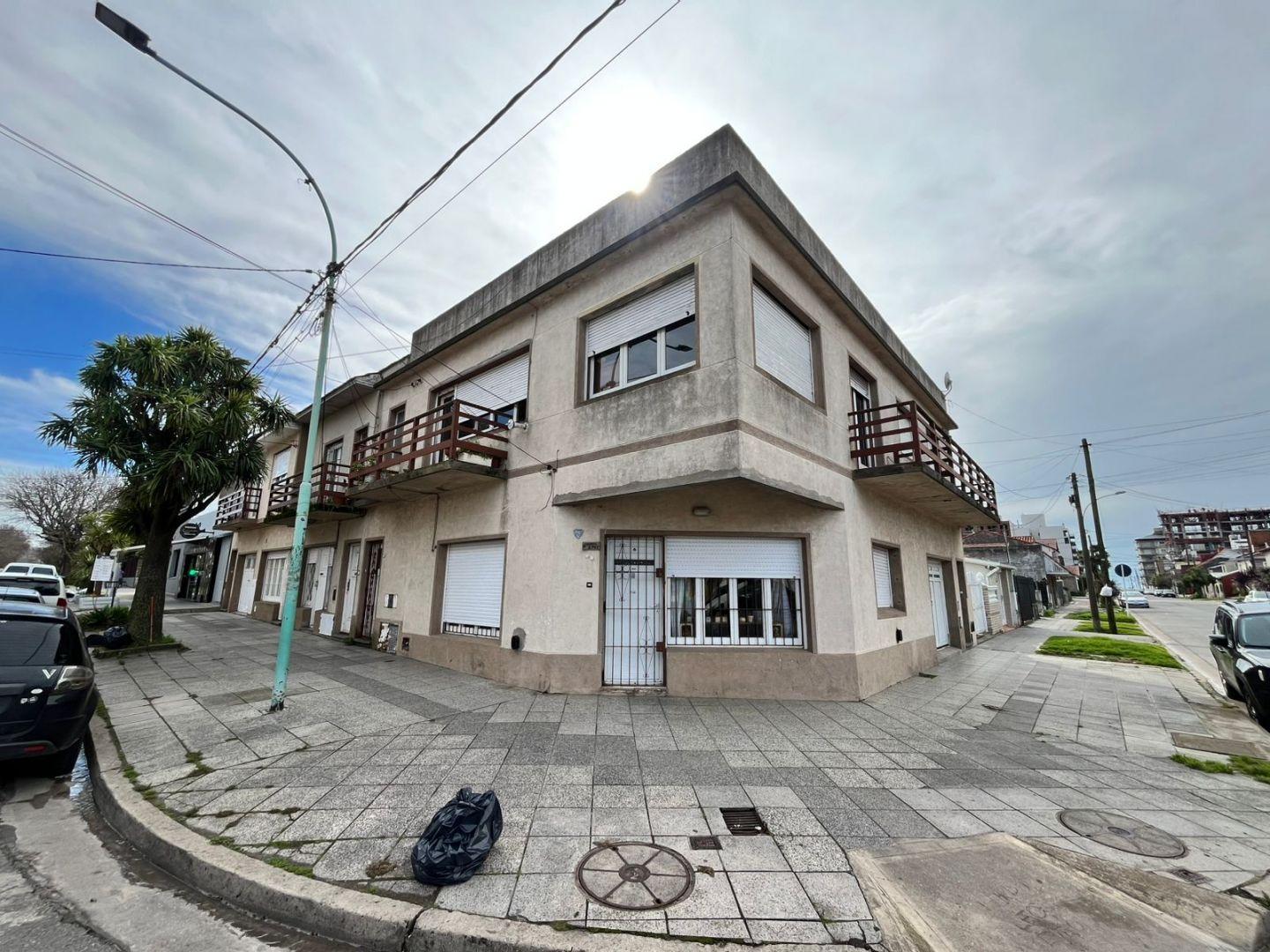 Foto de PH DE 3 AMBIENTES CON DOBLE BALCON Y TERRAZA PRIVADA DE 90 MTS , LA, imagen 1