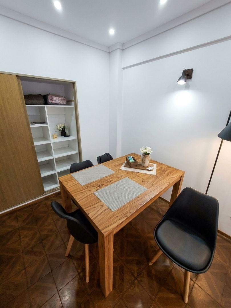 Foto de Departamento en venta 2 ambientes con balcón saliente a la calle, imagen 2