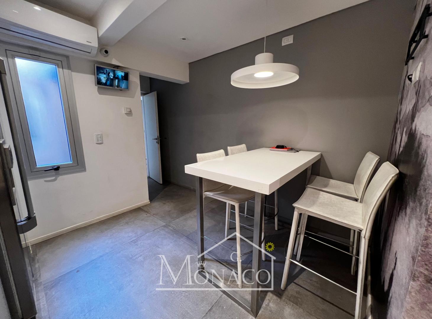 Foto de Departamento de 170 m² con 4 Habitaciones en Venta en Villa Sarmiento, imagen 4