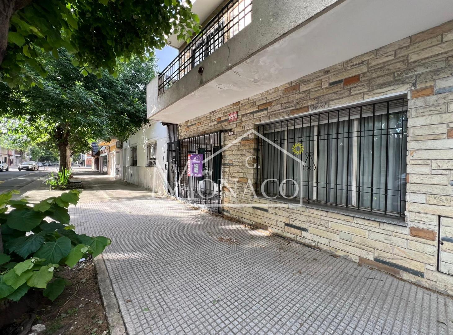 Foto de Casa 4 Amb con Gran Fondo Lote 8,66x43, imagen 4