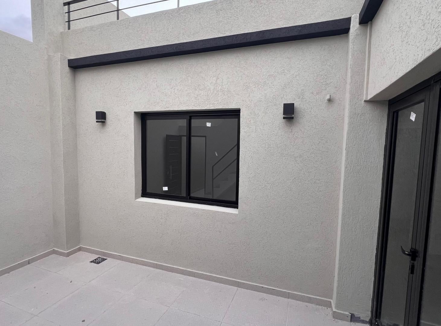 Foto de Depto Tipo Ph 2 Amb Con Patio Y Terraza, imagen 1
