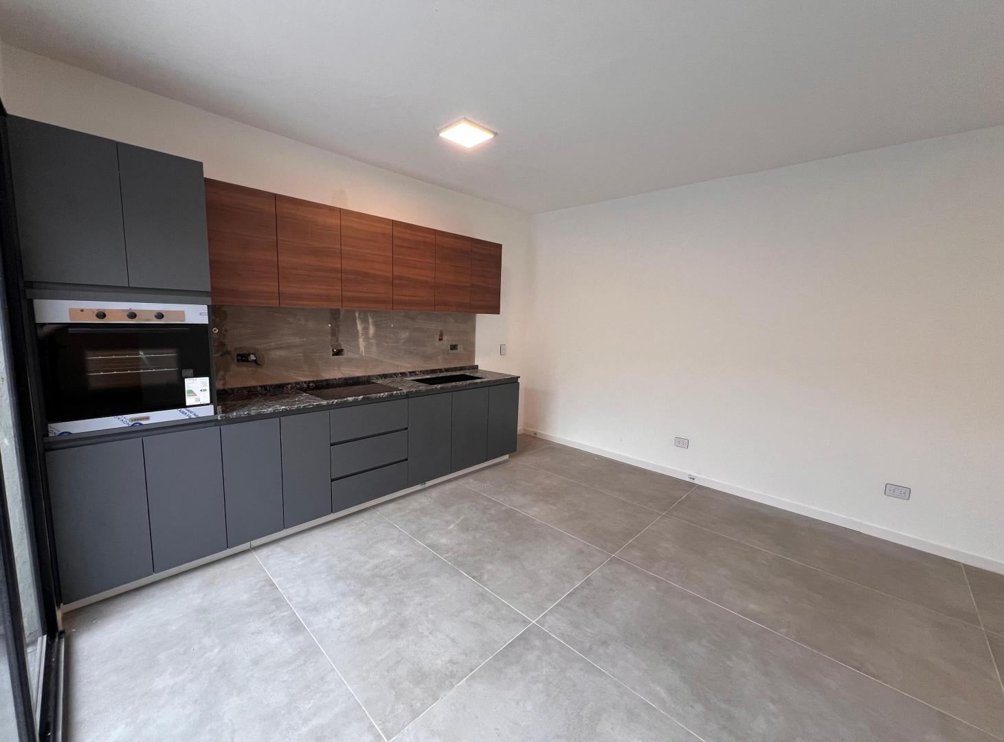 Foto de Depto Tipo Ph 2 Amb Con Patio Y Terraza, imagen 5