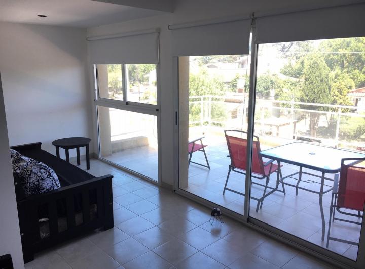 Foto de Departamento de 2 ambientes con cochera cerrada zona céntrica, imagen 5