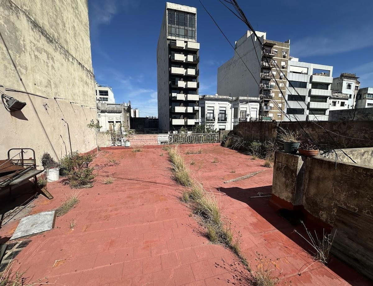 Local con Vivienda en Terreno Propio - Terraza a Refaccionar 4