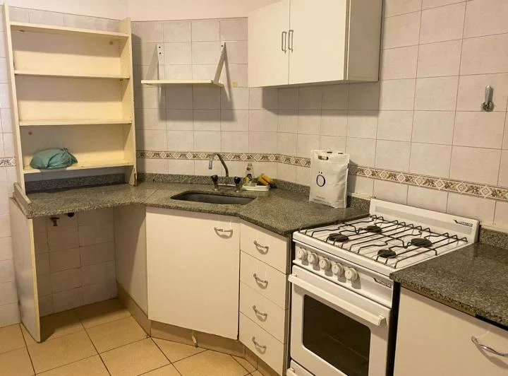 Coqueto departamento en alquiler en Córdoba y Pueyrredon 3
