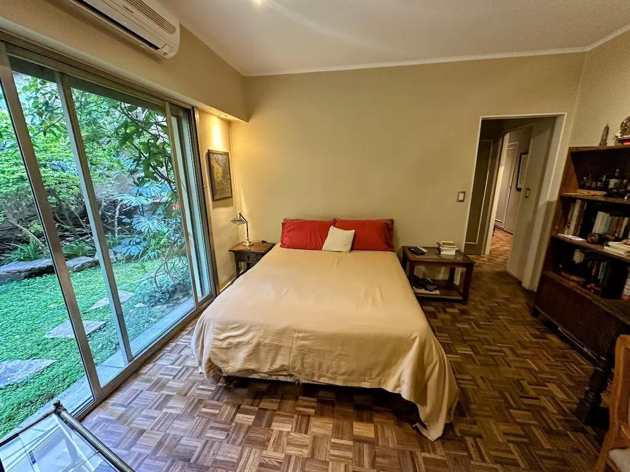 Belgrano - Exclusivo piso tipo casa - 424m2 totales - Jardín-parrilla 2 cocheras 4