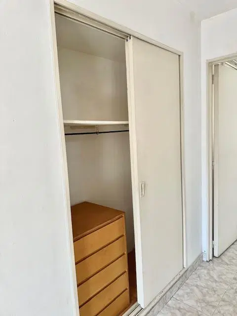 HERMOSO DEPARTAMENTO DE 2 AMBIENTES EN ALMAGRO TODO LUZ EN ESQUINA 1
