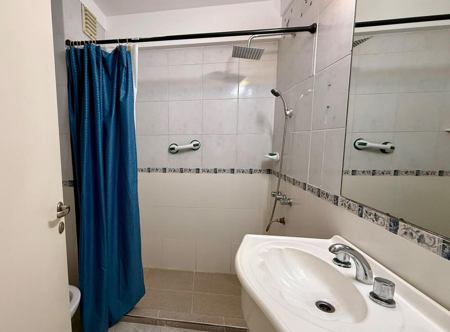 Foto de EXCELENTE 3 AMBIENTES CON PATIO PRIVADO EN LAS CAÑITAS, imagen 5