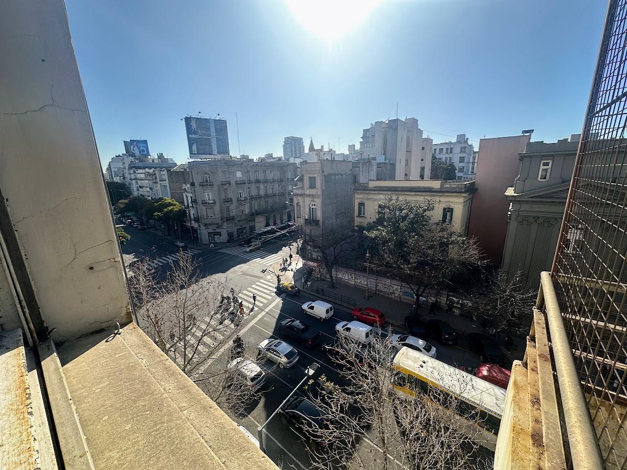 Foto de Departamento en Barracas 4 ambientes con dependencia a reciclar!, imagen 4