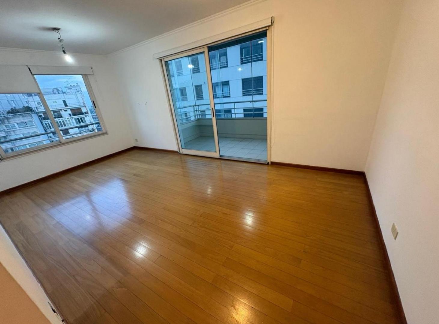 Foto de Torre Ruggieri, piso alto 3 amb con cochera y gran baulera, luz, imagen 5