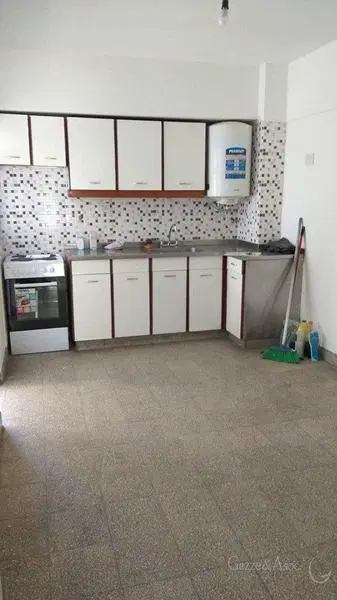 Venta Depto 2 Dormitorios (Alquilado), Laprida 900 - Gazze 3