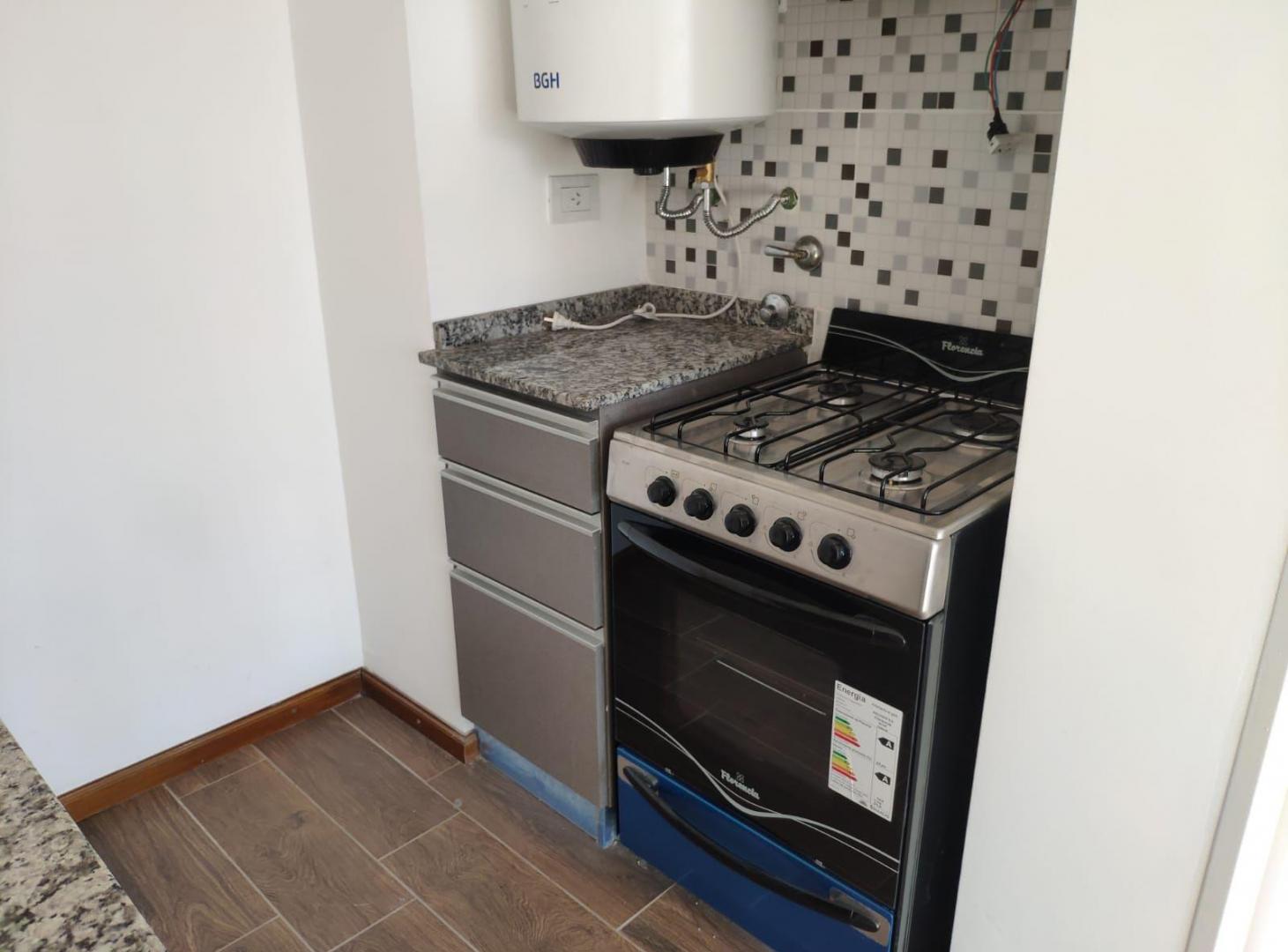 Foto de Departamento en alquiler en Rosario- Urquiza 3600, imagen 2
