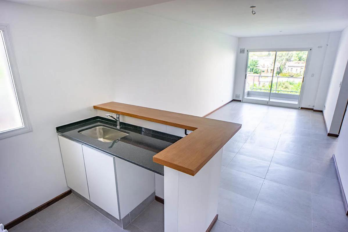 Foto de Departamento en Venta en Rosario - Av Pellegrini 2632, imagen 2