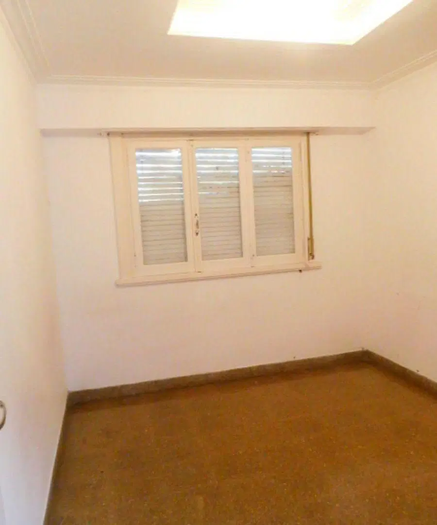Chalet en esquina para uso profesional o comercial 4