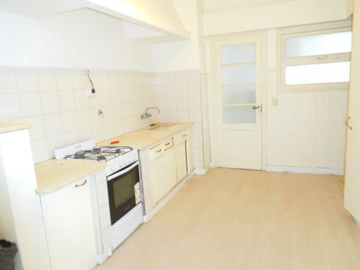 Chalet en esquina para uso profesional o comercial 5